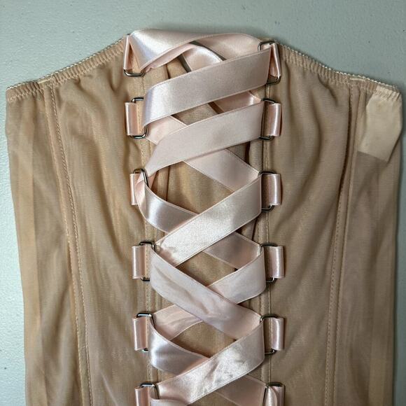 Leg Avenue Tan Corset Top with Pink Ribbon - Picture 4 of 5